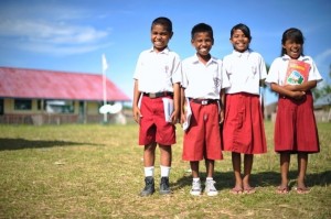 siswa sekolah dasar indonesia mengajar
