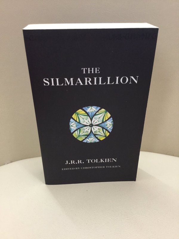 buku the silmarillion jrr tolkien bahasa indonesia murah