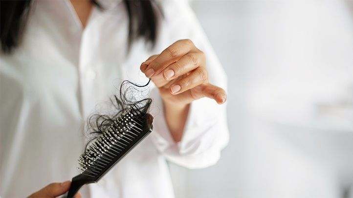 penyebab dan cara mengatasi rambut rontok