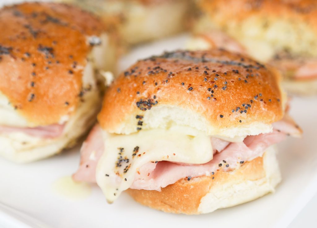resep Ham dan cream cheese sliders