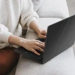 7 Kelebihan Zenbook 14 OLED untuk Kreator dan Profesional Muda ASUS Zenbook 14 OLED UM3406KA